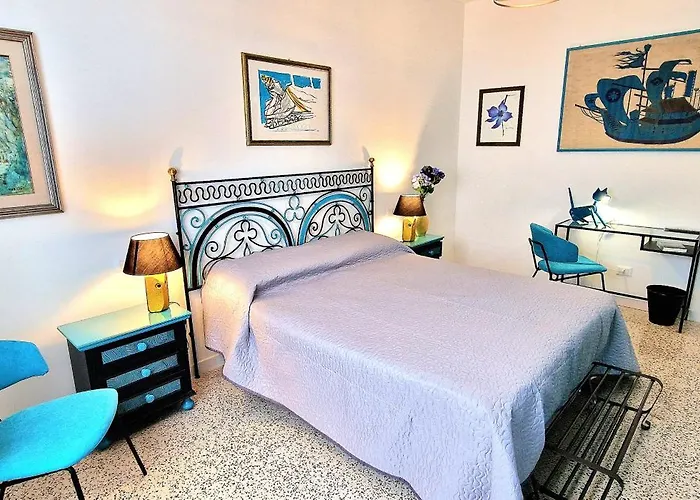 Cecilia House Gasthof 4*